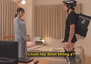 Em bán hàng rong địt nhau với khách buồi to