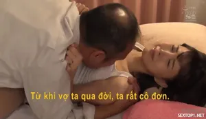 Con ghệ dam dang vừa làm việc vừa được any đụ phía sau