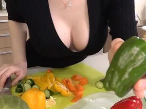 Đi công tác cùng cô nhân viên dâm đãng